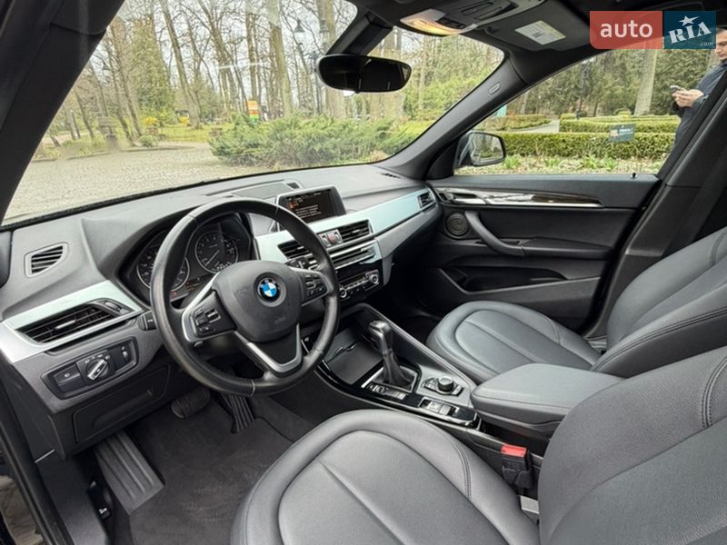 Позашляховик / Кросовер BMW X1 2016 в Львові фото 14 Позашляховик / Кросовер BMW X1 2016 в Львові