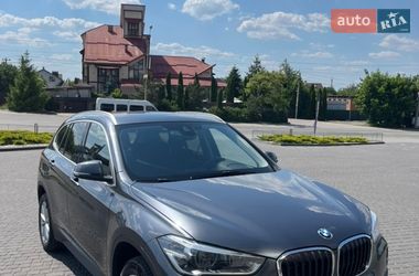 Позашляховик / Кросовер BMW X1 2017 в Хмельницькому