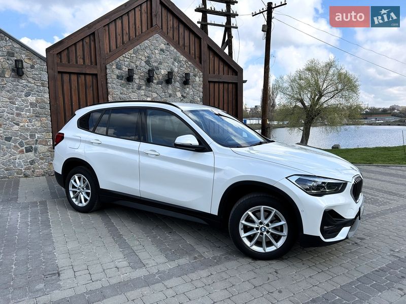 Внедорожник / Кроссовер BMW X1 2022 в Киеве фото 33 Внедорожник / Кроссовер BMW X1 2022 в Киеве