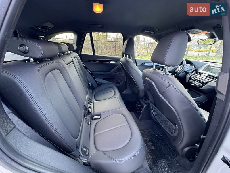 Позашляховик / Кросовер BMW X1 2018 в Києві фото 18 Позашляховик / Кросовер BMW X1 2018 в Києві