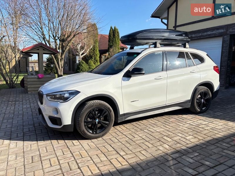 Внедорожник / Кроссовер BMW X1 2018 в Киеве