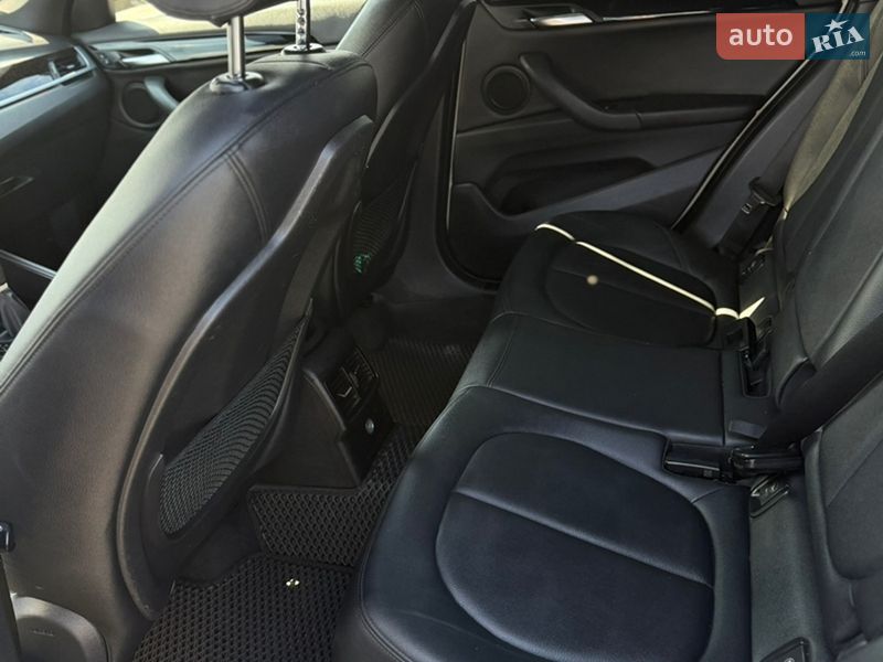 Внедорожник / Кроссовер BMW X1 2017 в Ровно