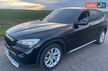 Внедорожник / Кроссовер BMW X1 2012 в Звягеле