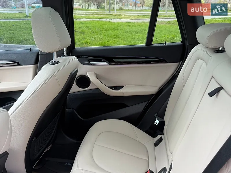 BMW X1 2021 VIN WBXJG9C07M5U40101 фото оголошення 36 з 122