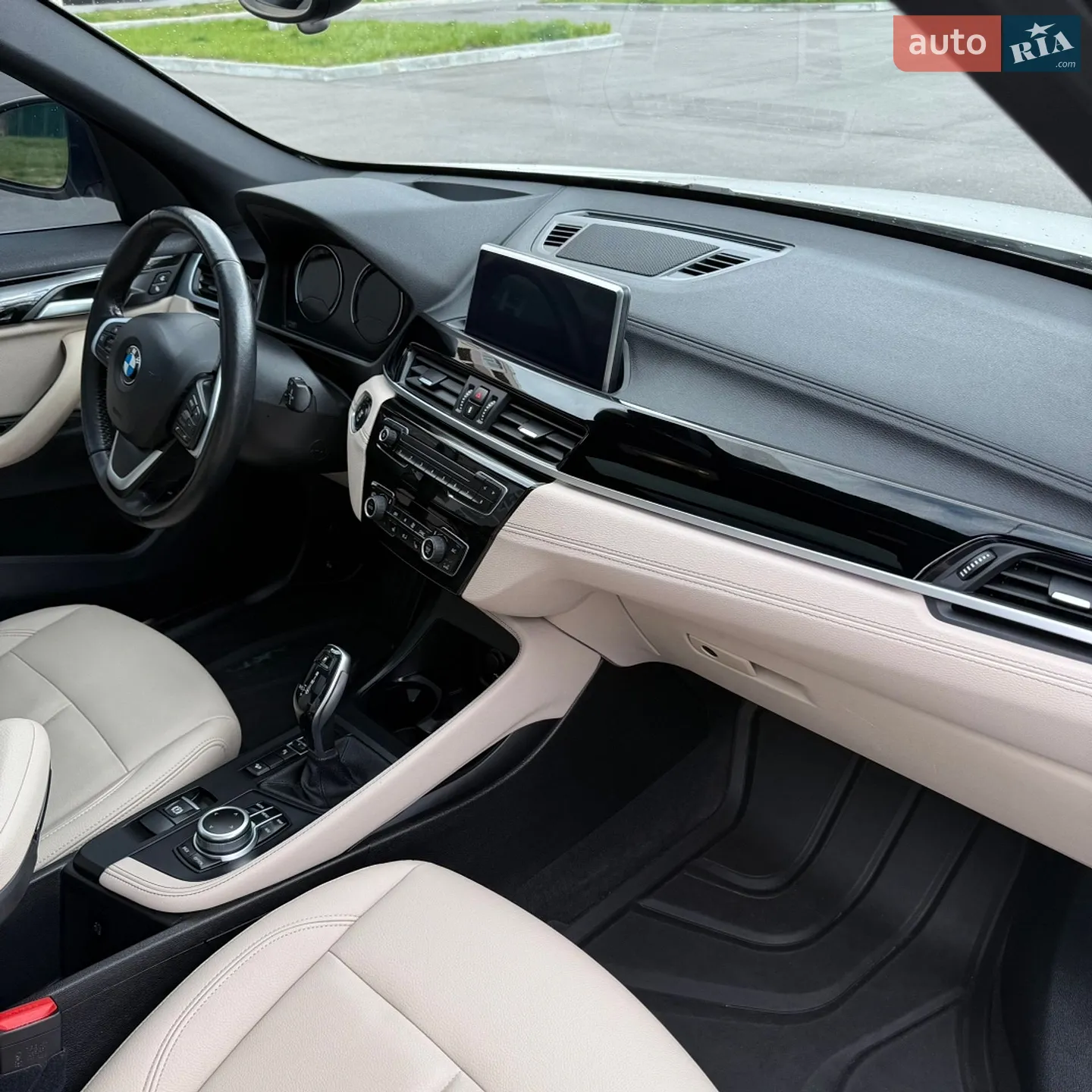 2021 BMW X1 - мініатюра 43