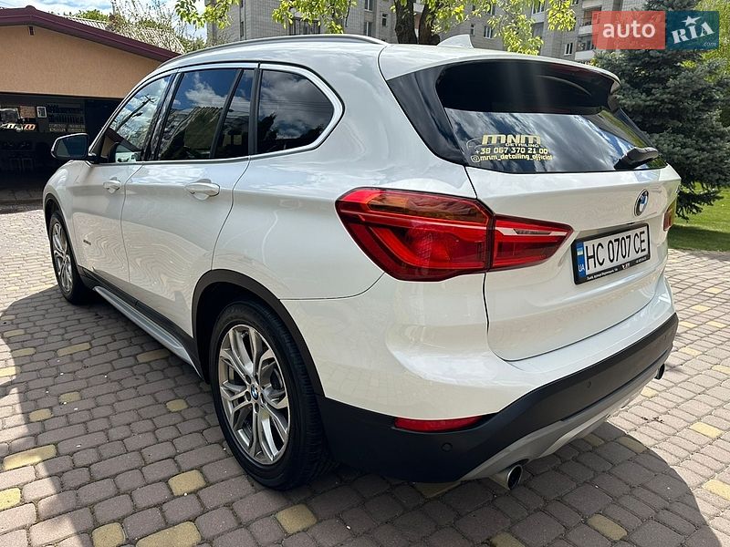 Внедорожник / Кроссовер BMW X1 2016 в Львове
