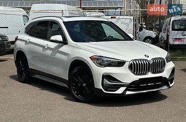 Внедорожник / Кроссовер BMW X1 2019 в Одессе