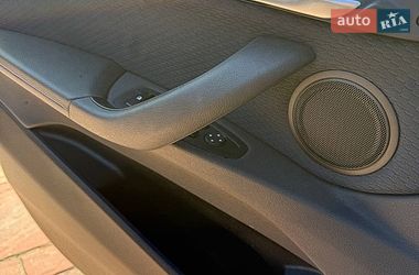 Внедорожник / Кроссовер BMW X1 2022 в Киеве