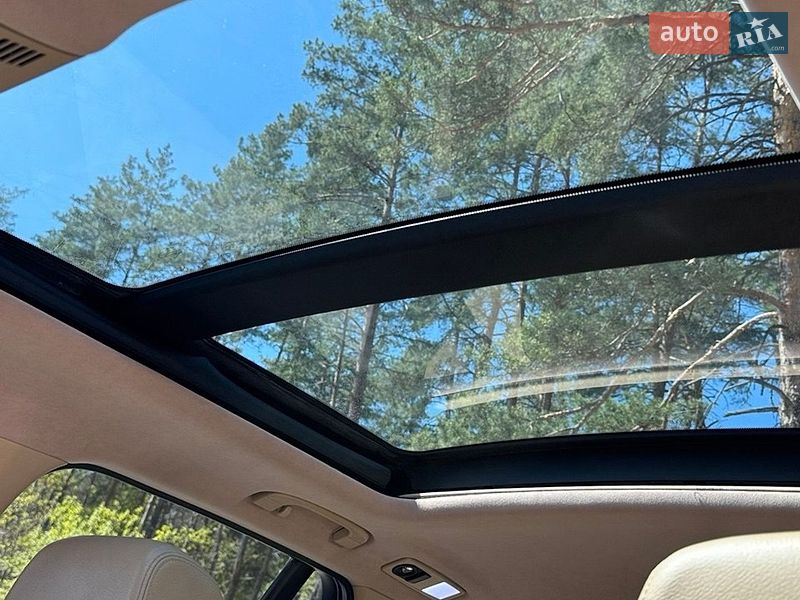 Внедорожник / Кроссовер BMW X1 2014 в Обухове