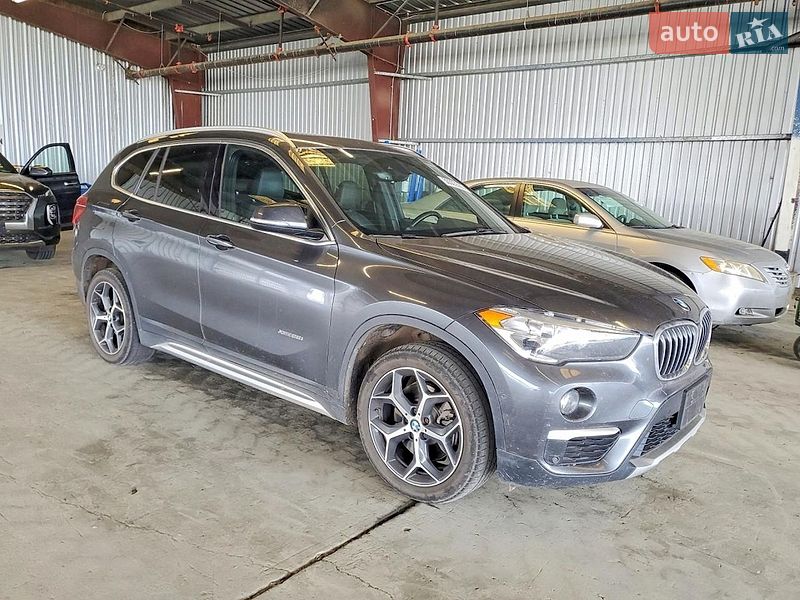 Внедорожник / Кроссовер BMW X1 2017 в Львове