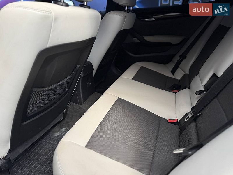 Позашляховик / Кросовер BMW X1 2011 в Запоріжжі