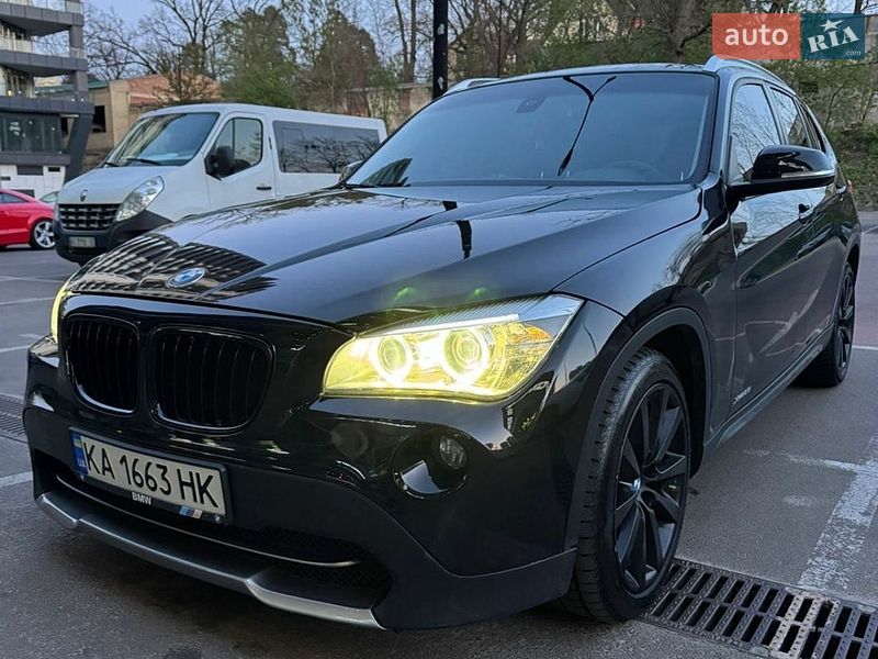 Внедорожник / Кроссовер BMW X1 2012 в Киеве