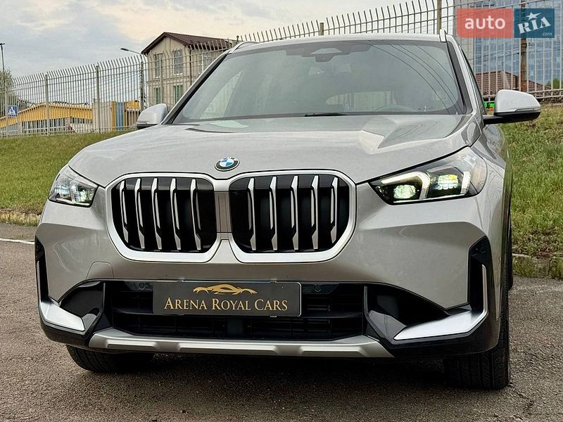 Внедорожник / Кроссовер BMW X1 2023 в Киеве