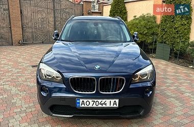 Внедорожник / Кроссовер BMW X1 2011 в Мукачево