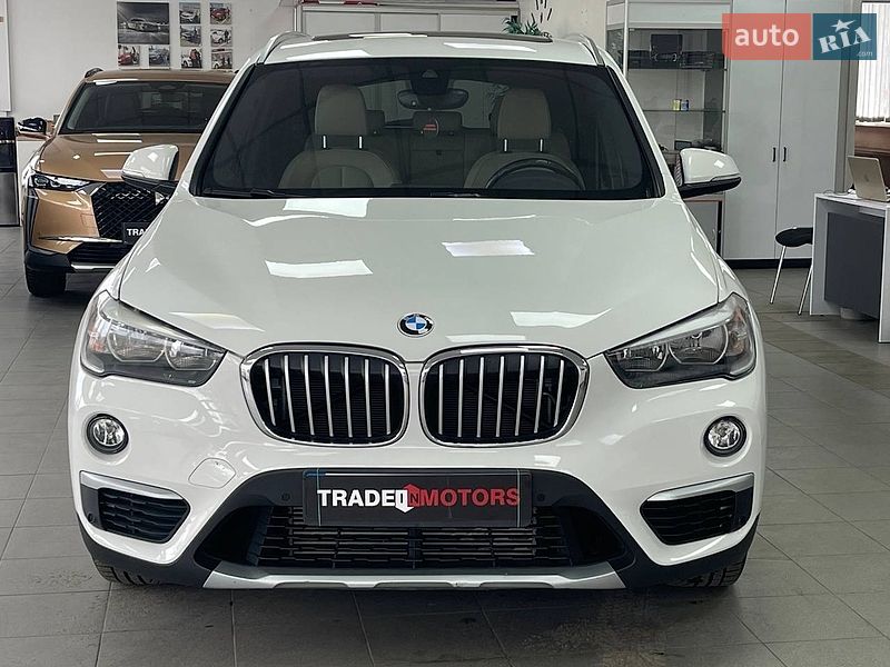 Внедорожник / Кроссовер BMW X1 2019 в Киеве