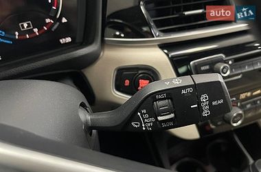 Внедорожник / Кроссовер BMW X1 2019 в Киеве