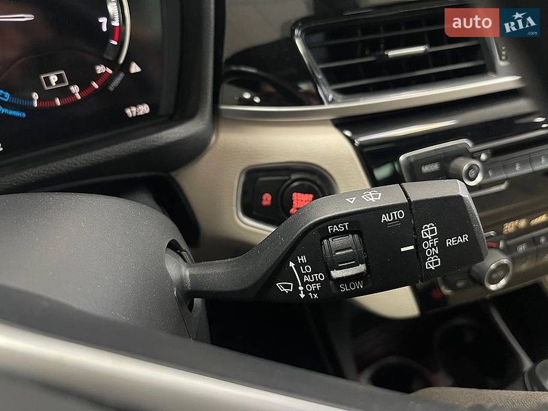 Внедорожник / Кроссовер BMW X1 2019 в Киеве