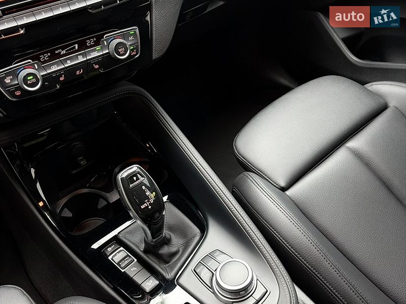 Внедорожник / Кроссовер BMW X1 2020 в Киеве
