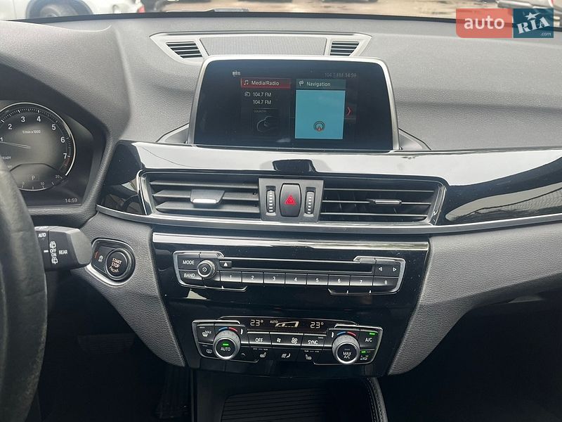 Внедорожник / Кроссовер BMW X1 2018 в Львове
