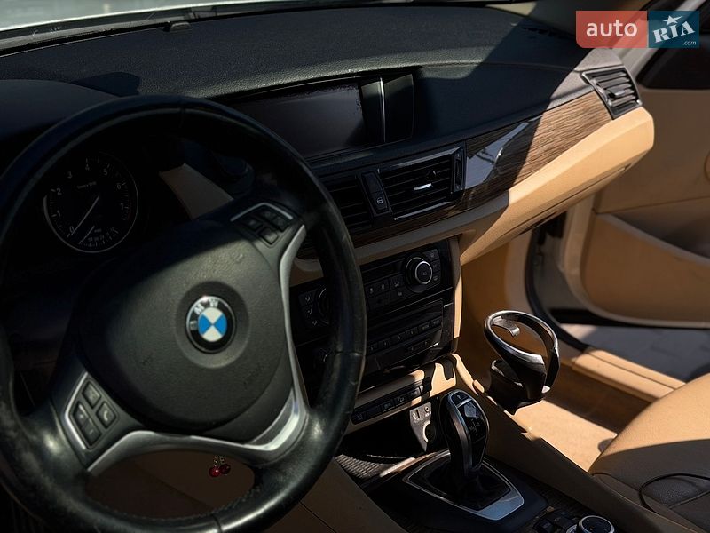 Внедорожник / Кроссовер BMW X1 2013 в Днепре