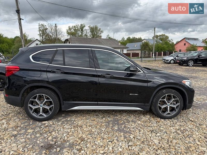 Внедорожник / Кроссовер BMW X1 2017 в Самборе