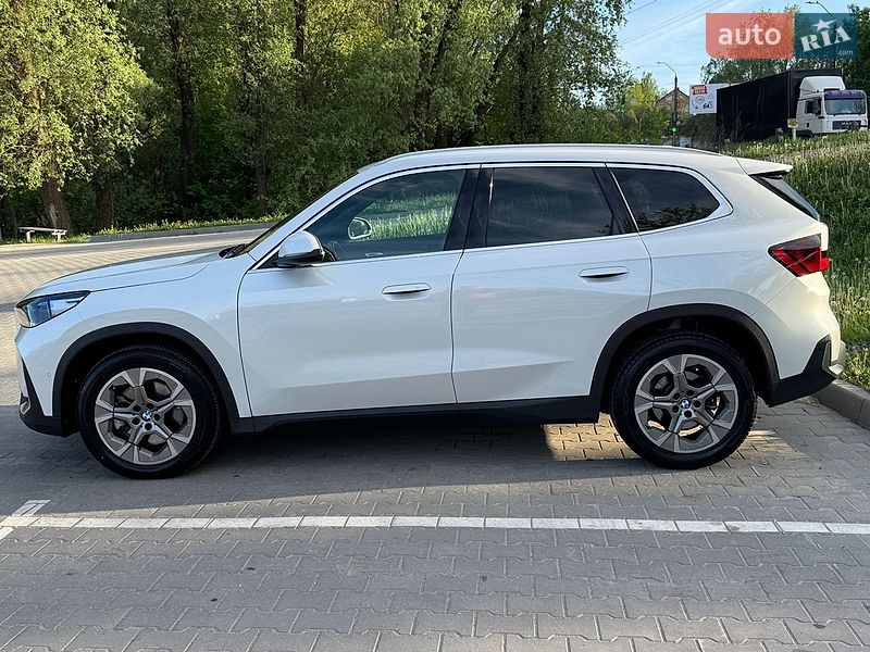 Внедорожник / Кроссовер BMW X1 2023 в Хмельницком