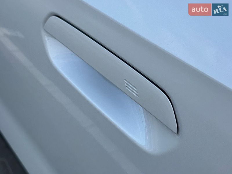 Внедорожник / Кроссовер BMW X1 2023 в Хмельницком