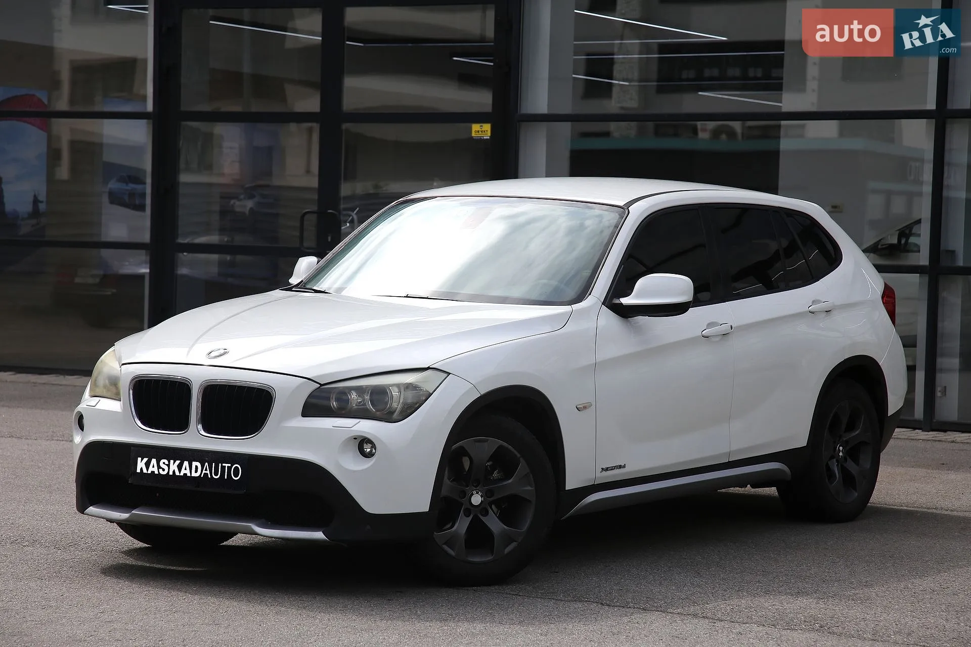2010 BMW X1 - фото 1