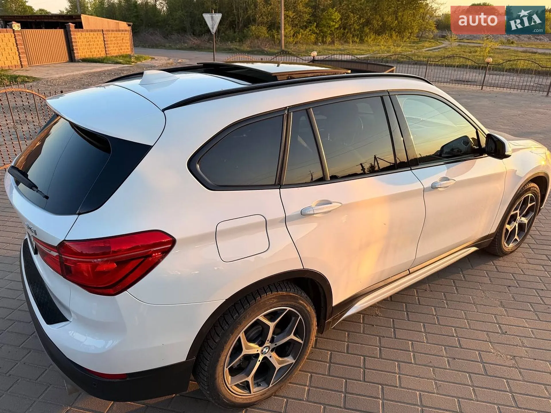 2017 BMW X1 - мініатюра 5
