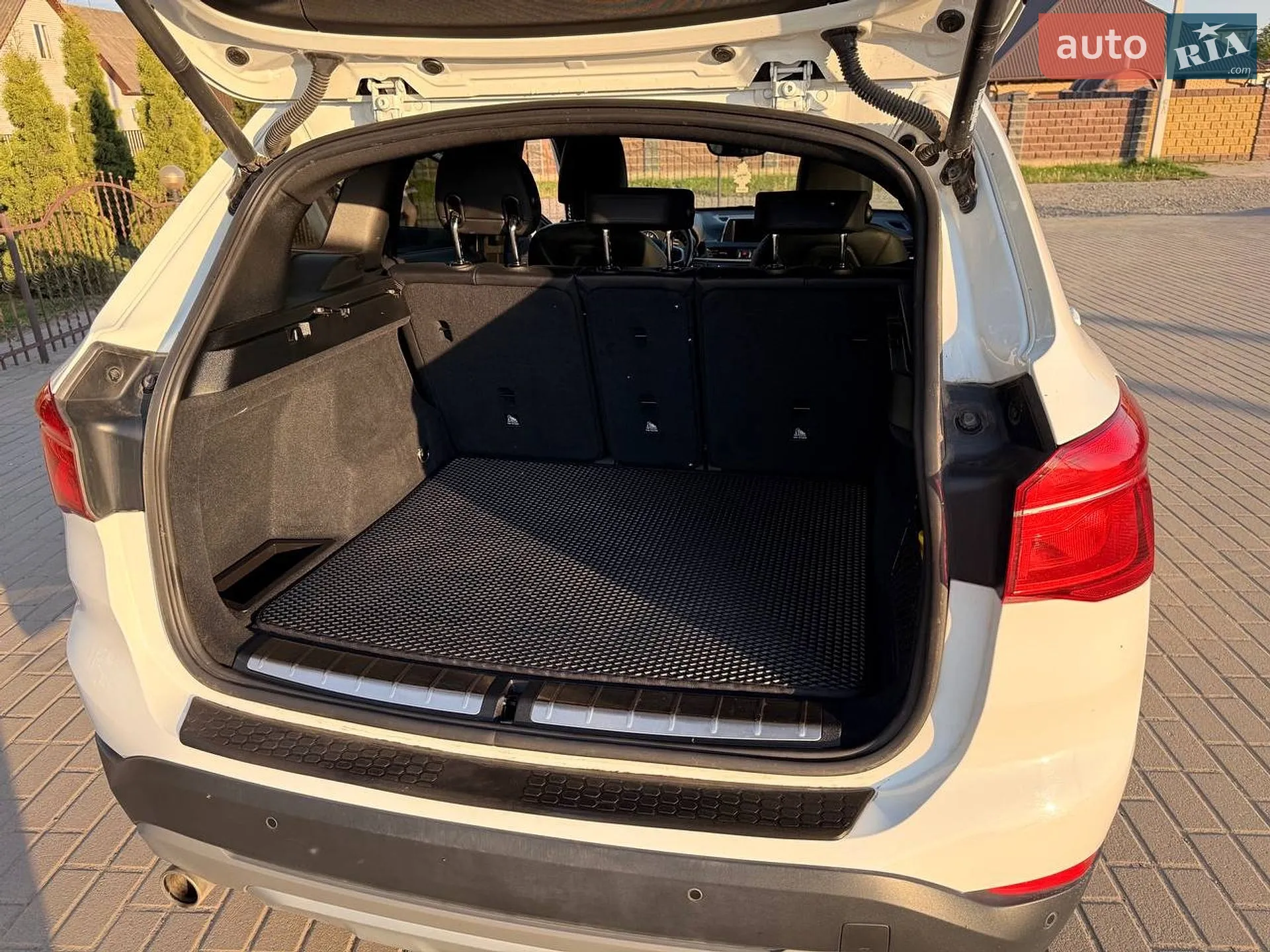 2017 BMW X1 - мініатюра 18