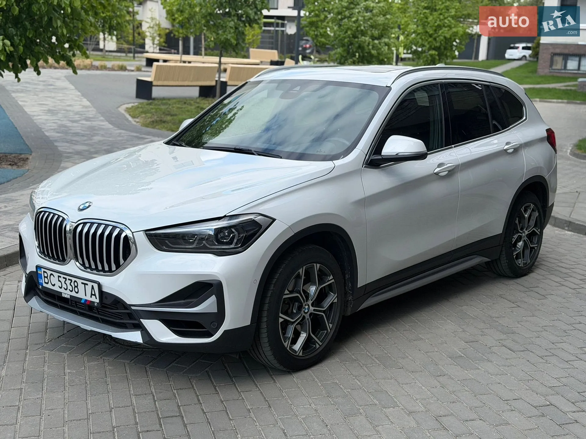 2021 BMW X1 - мініатюра 4