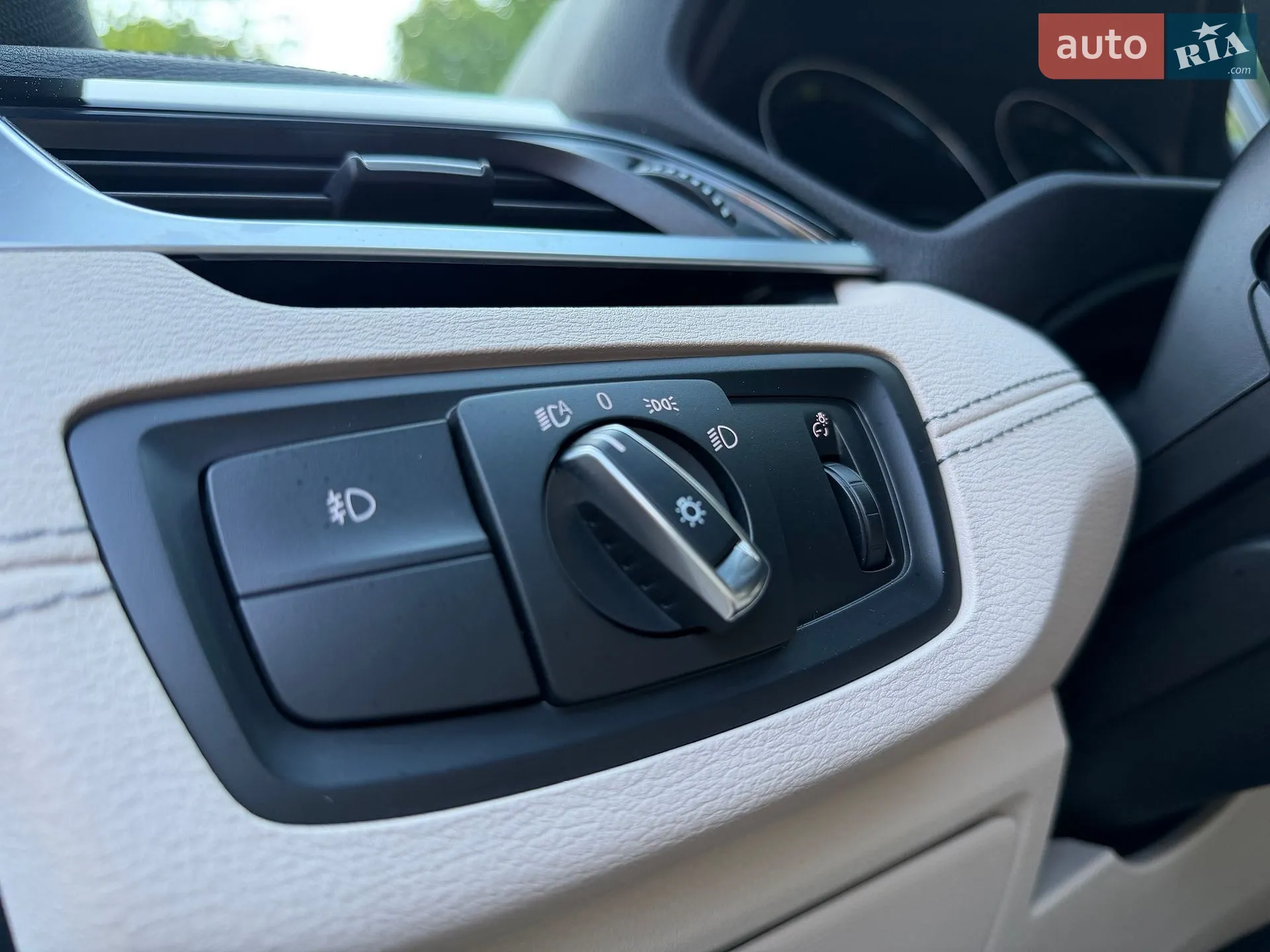 2020 BMW X1 - мініатюра 35