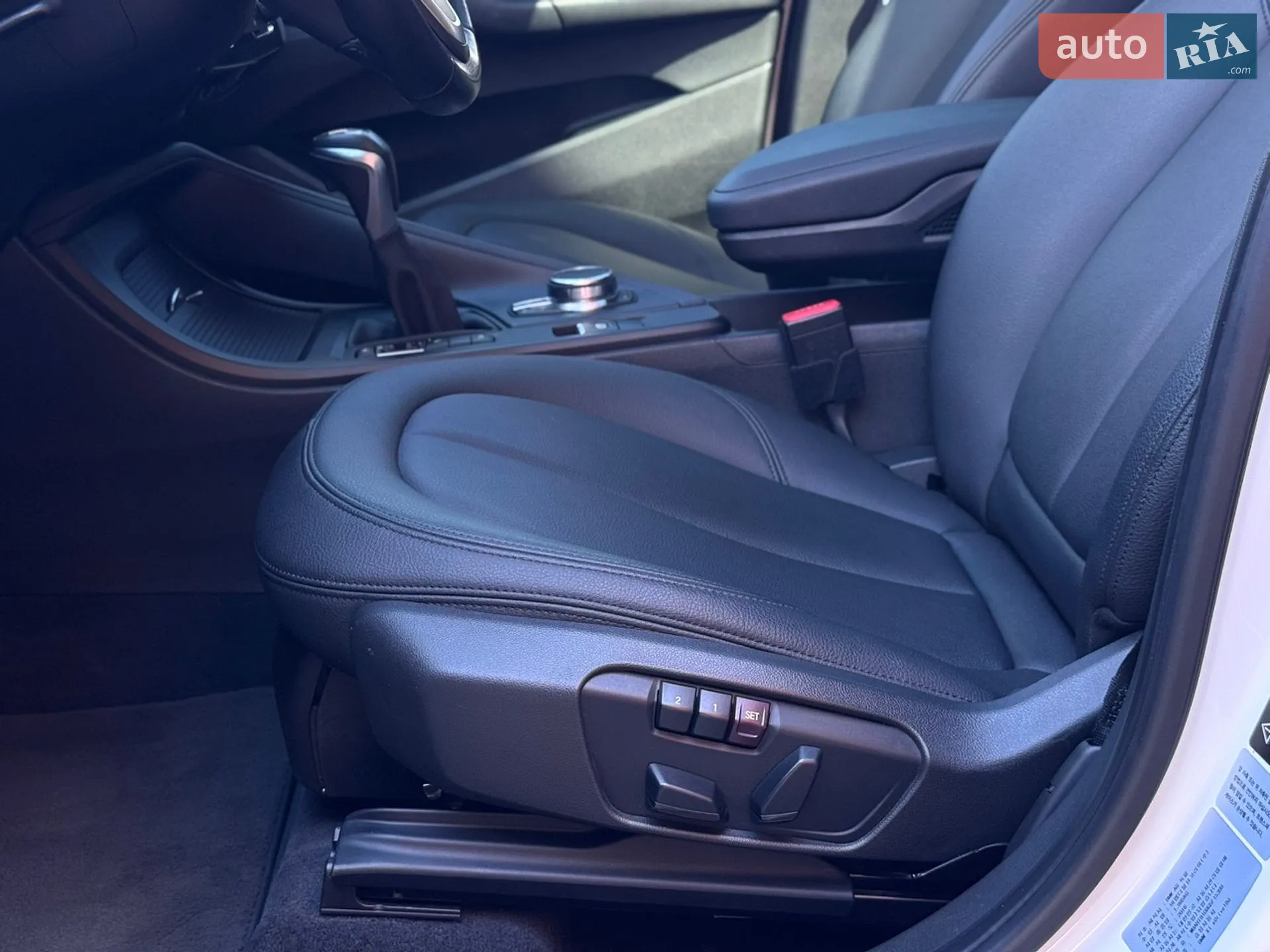 2016 BMW X1 - мініатюра 35