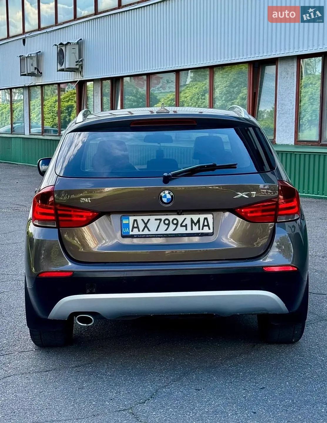 2010 BMW X1 - мініатюра 2