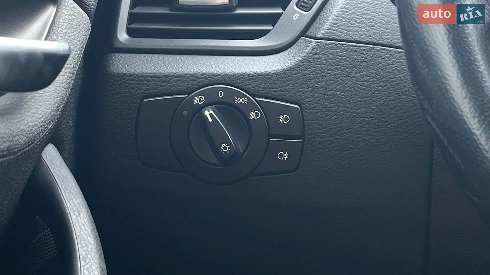 2011 BMW X1 - мініатюра 26