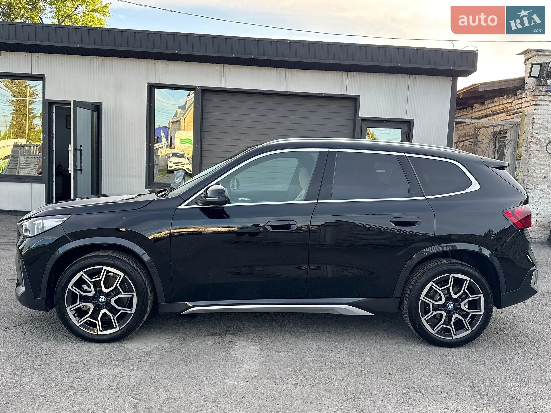 2025 BMW X1 - мініатюра 51