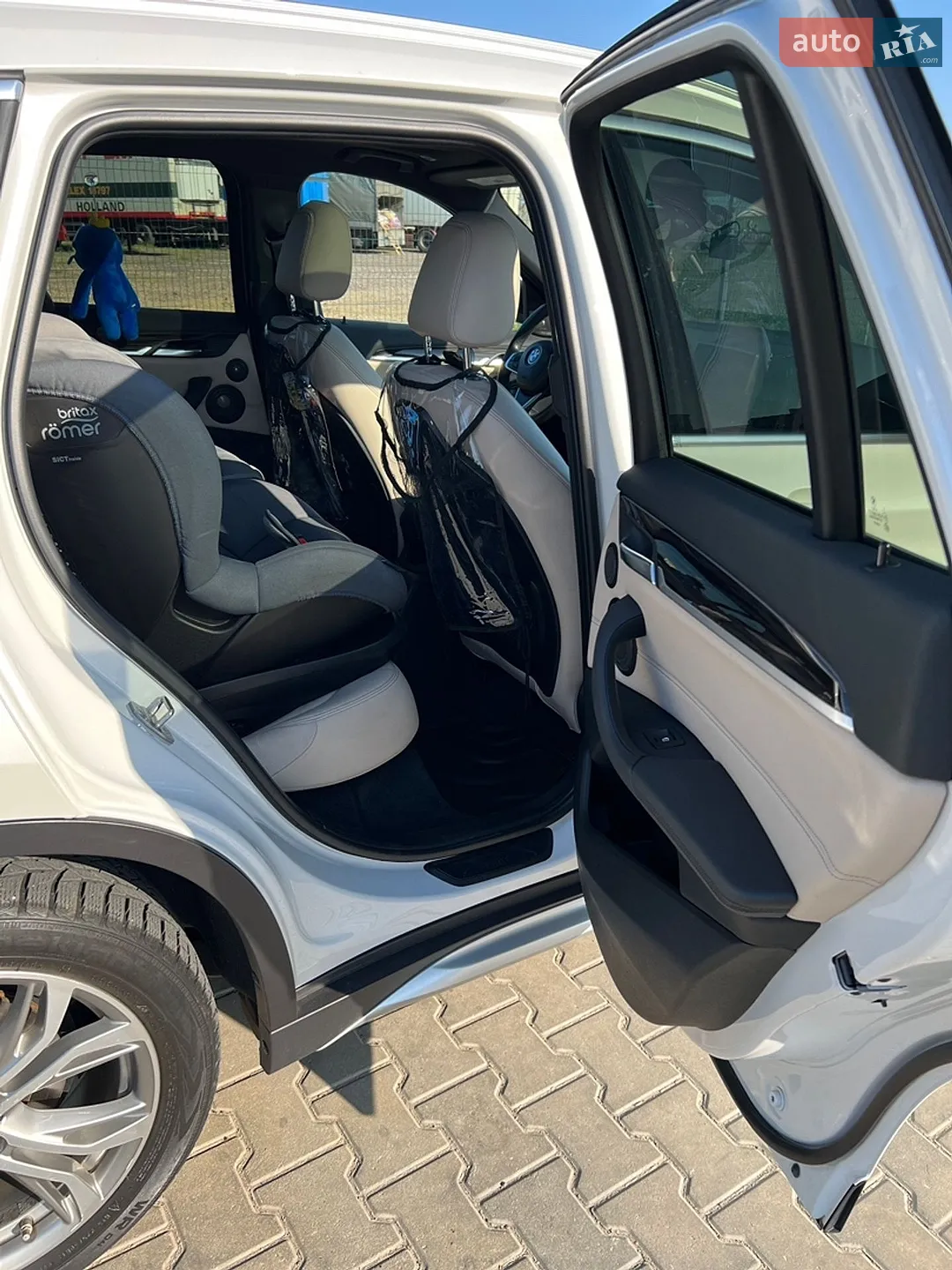 2016 BMW X1 - мініатюра 27