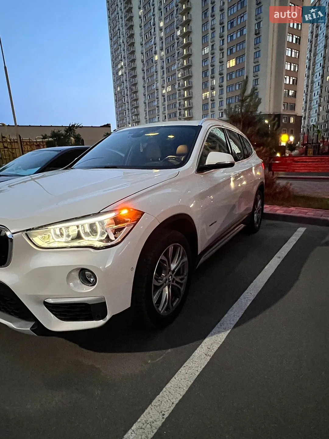 2016 BMW X1 - мініатюра 41
