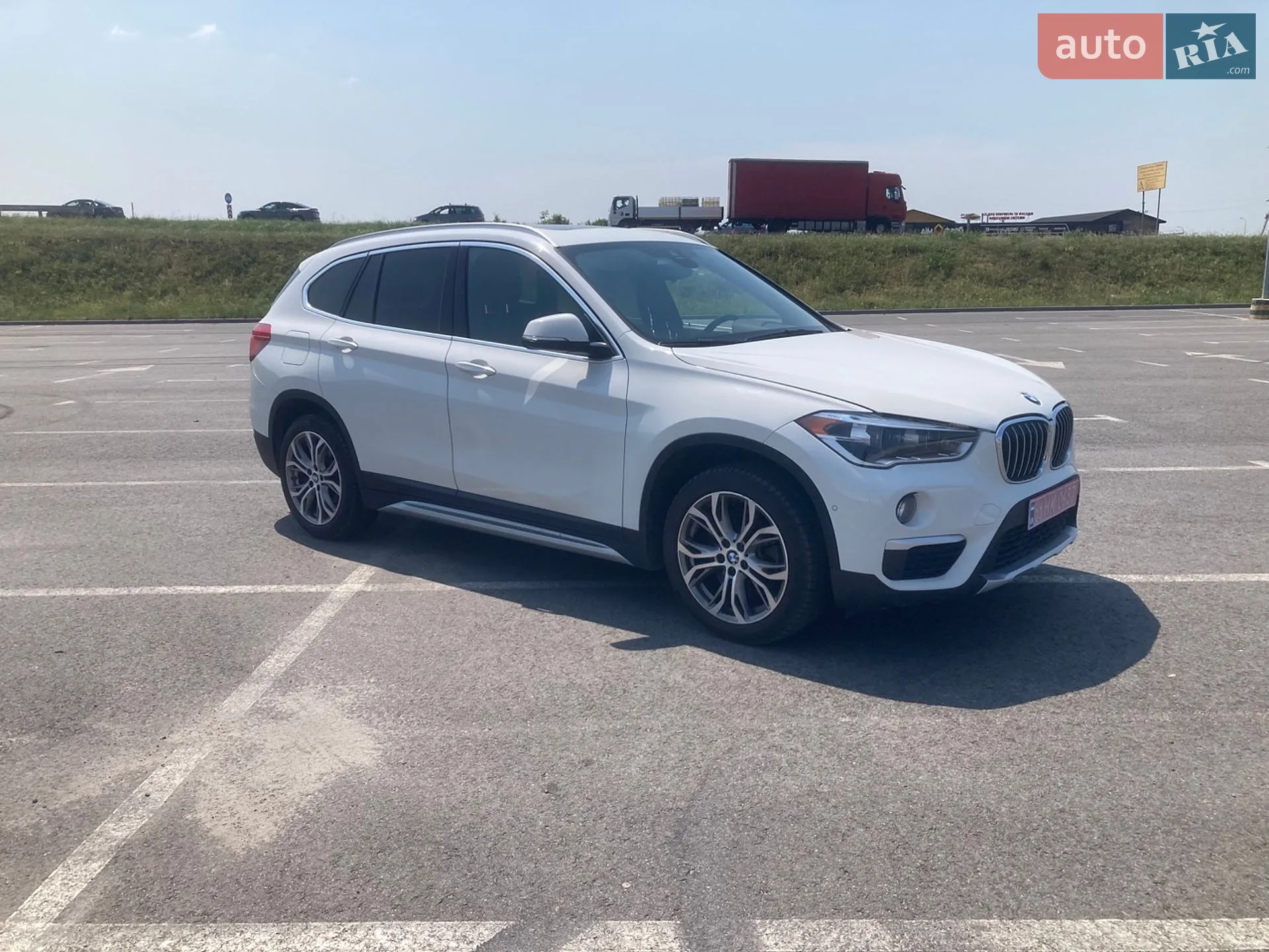 2019 BMW X1 - фото 1