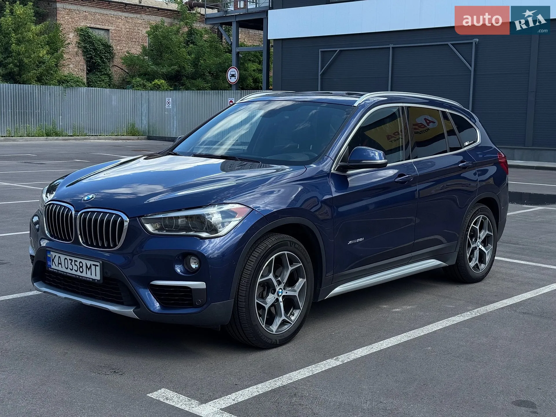 2016 BMW X1 - мініатюра 2