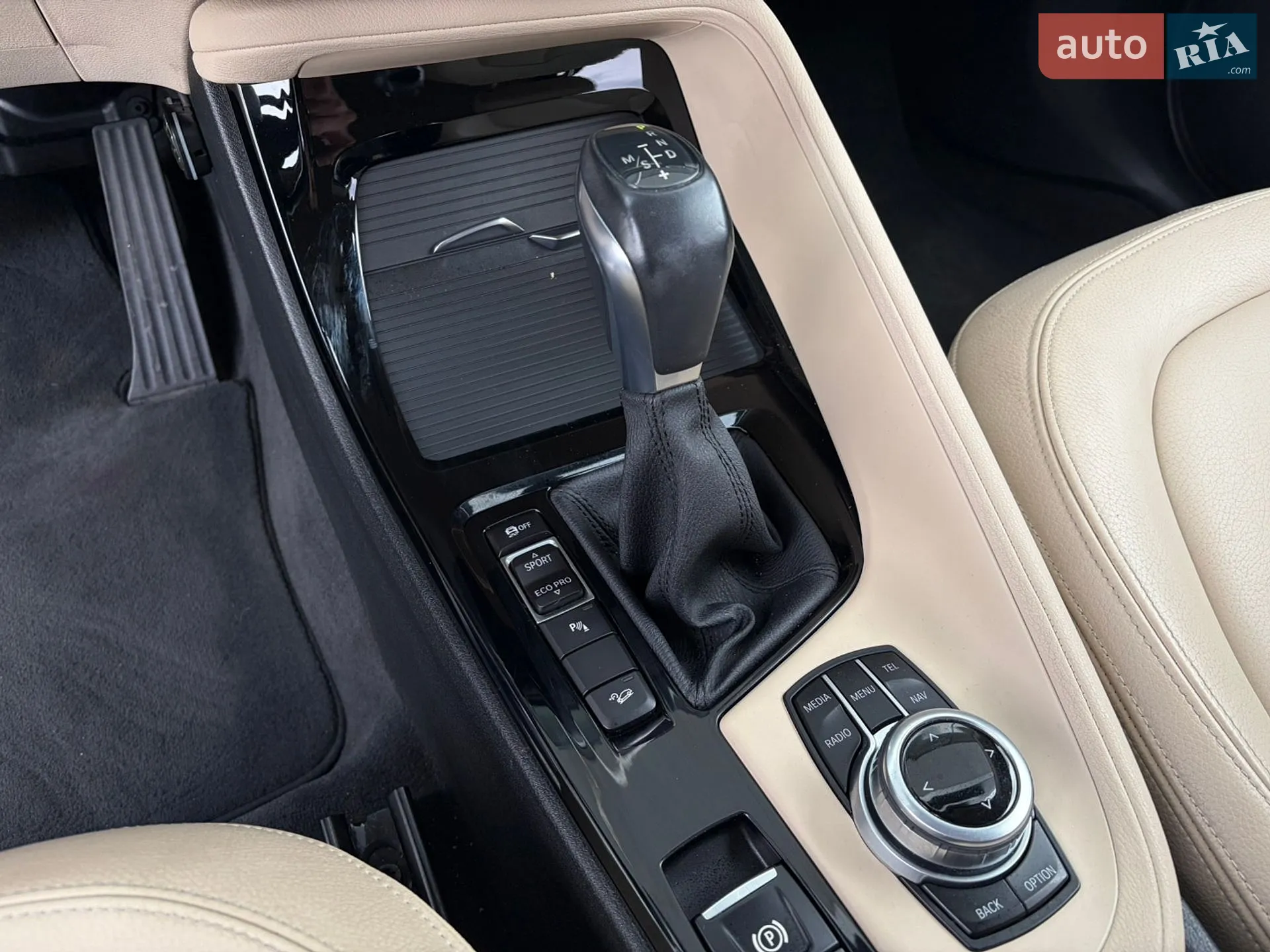 2016 BMW X1 - мініатюра 14