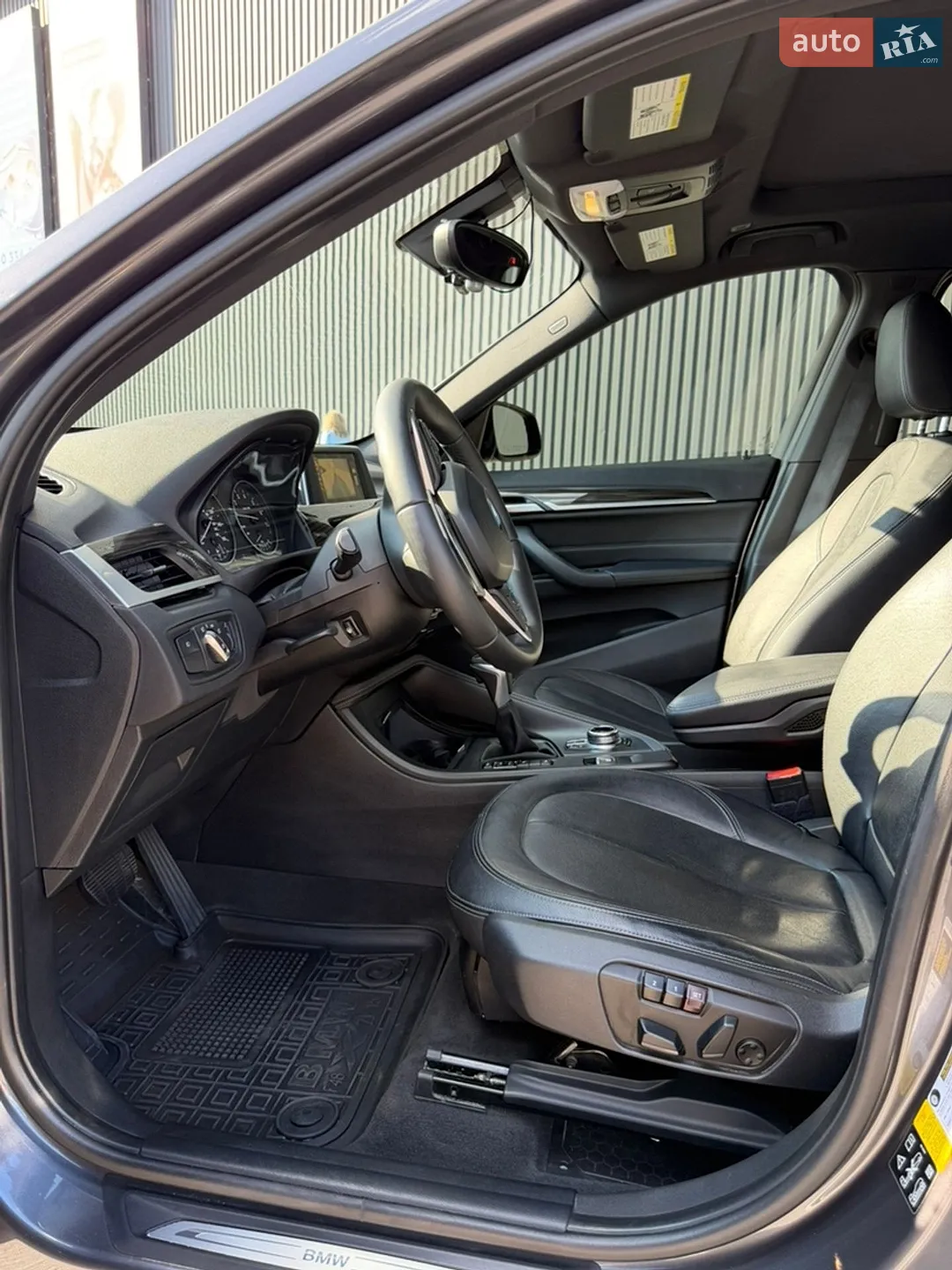 2016 BMW X1 - мініатюра 15