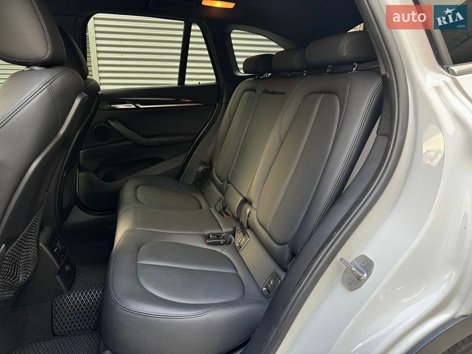 2016 BMW X1 - мініатюра 11