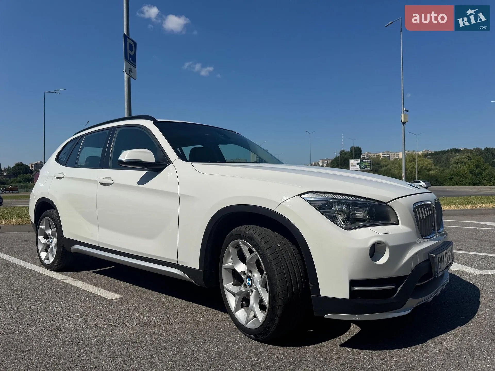 2015 BMW X1 - мініатюра 3