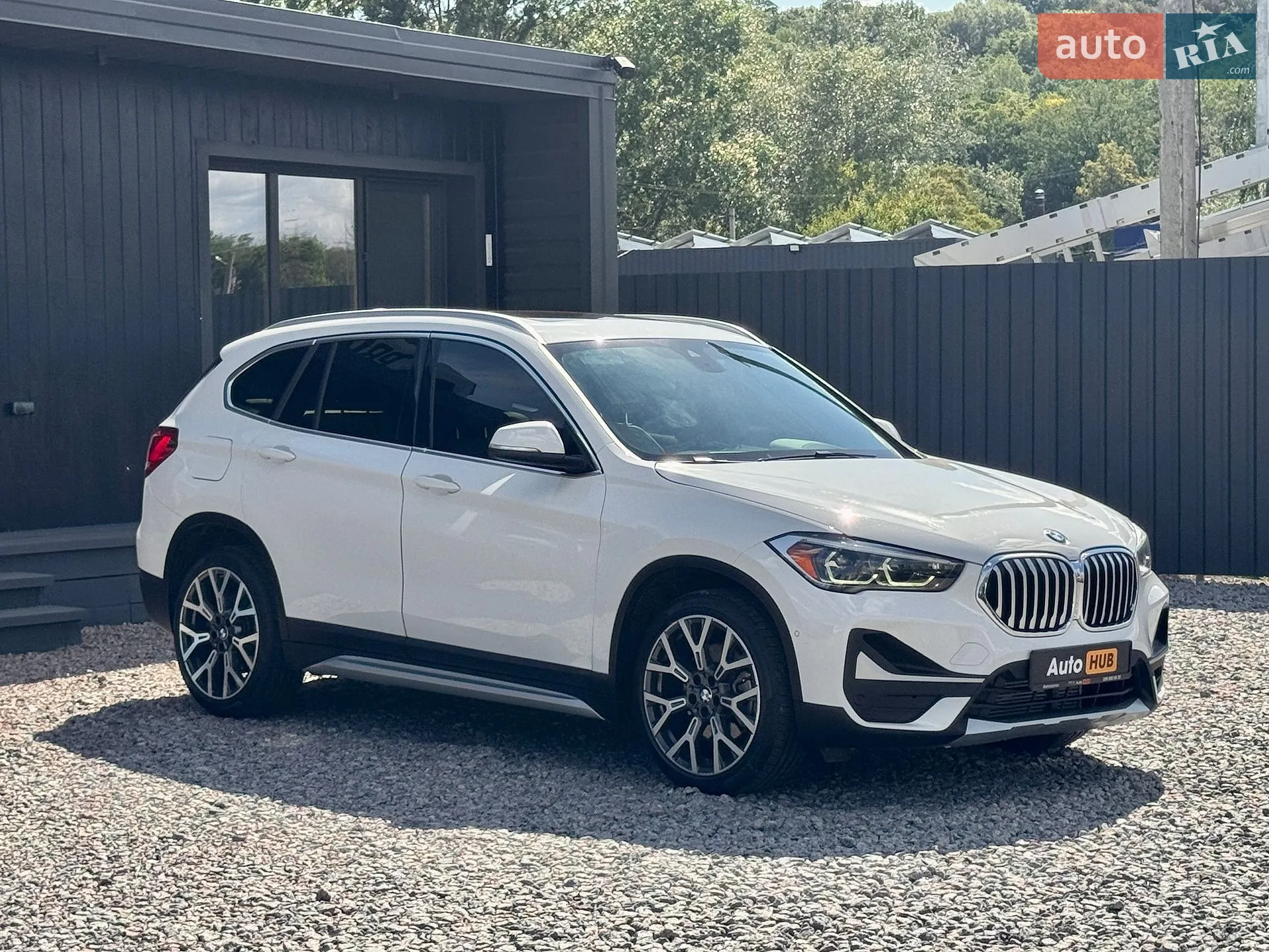 2021 BMW X1 - мініатюра 4