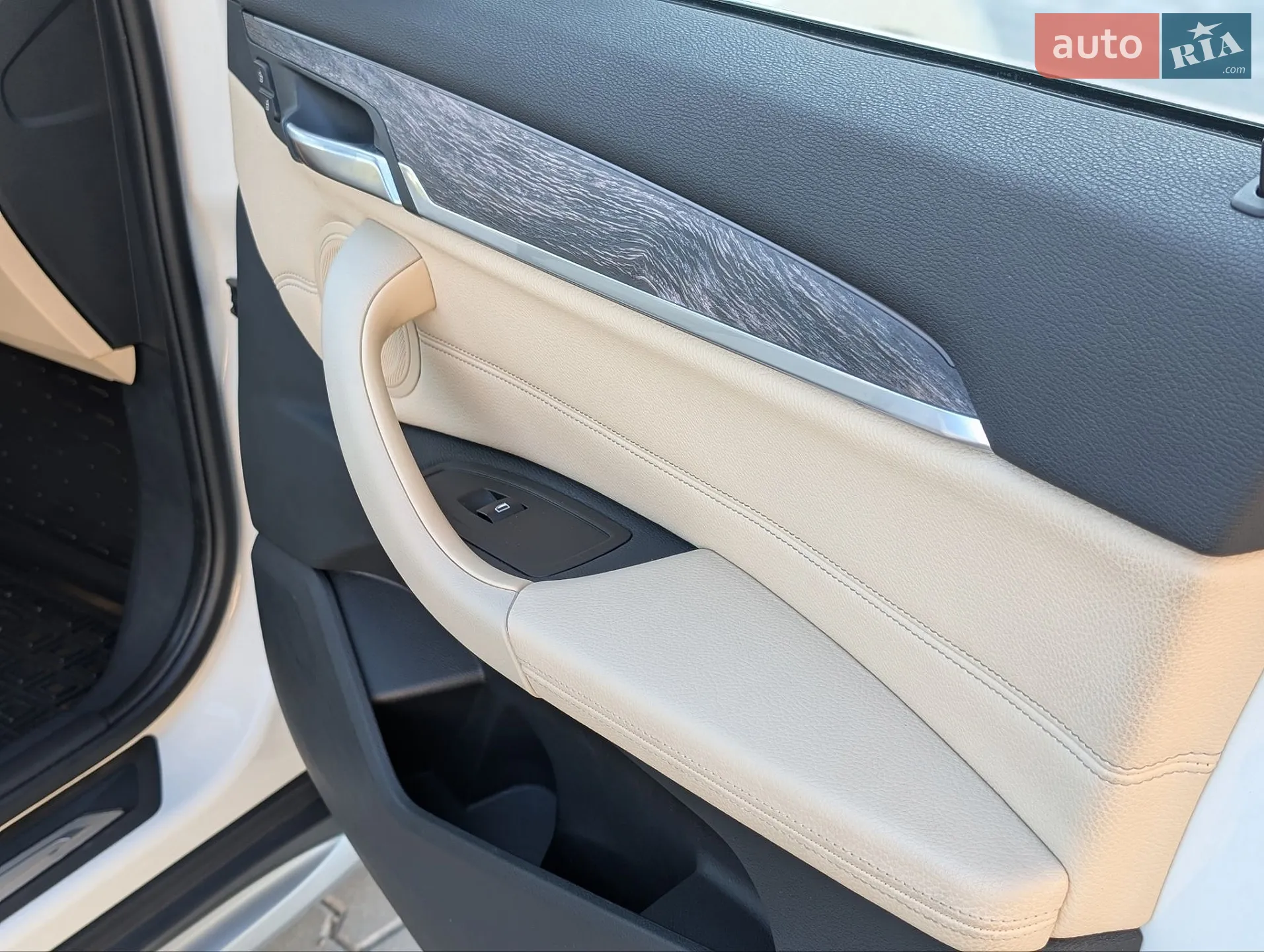 2016 BMW X1 - мініатюра 44