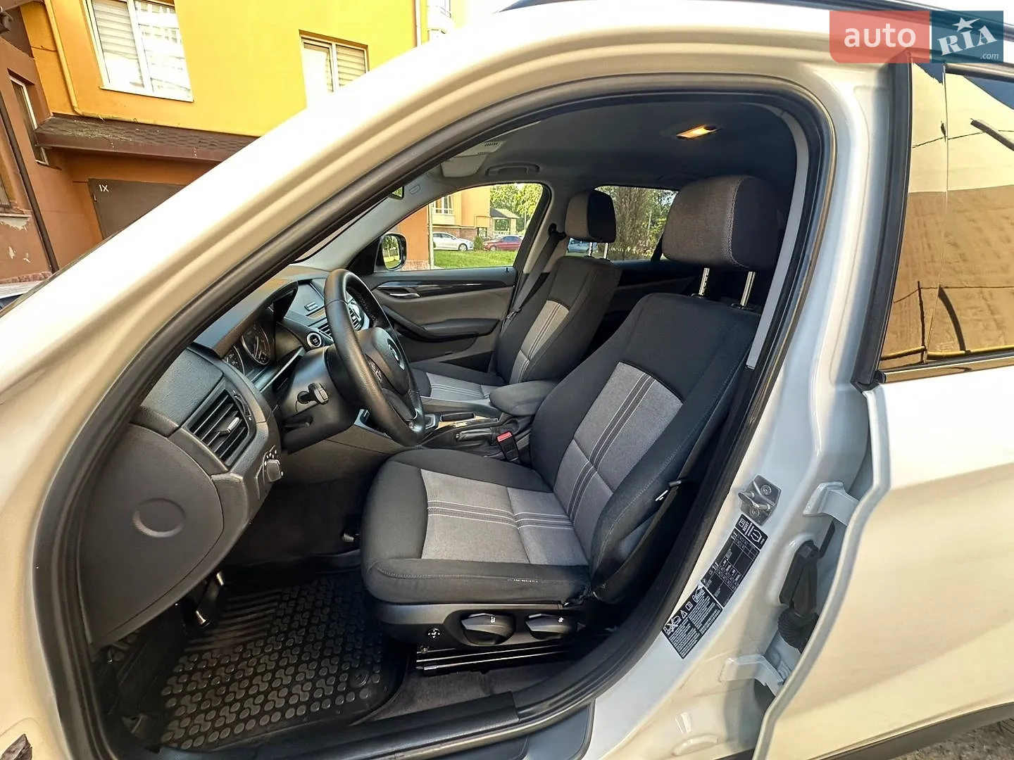 2011 BMW X1 - мініатюра 32