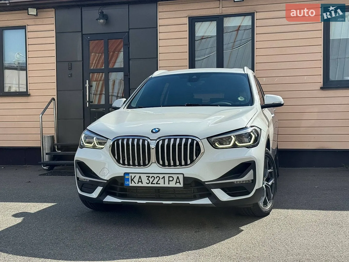 2020 BMW X1 - мініатюра 2
