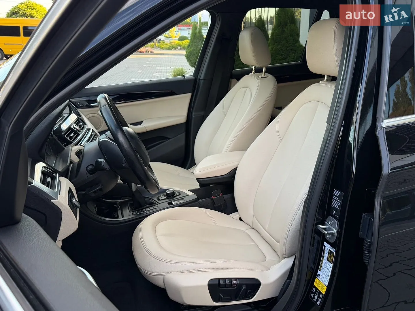 2017 BMW X1 - мініатюра 18