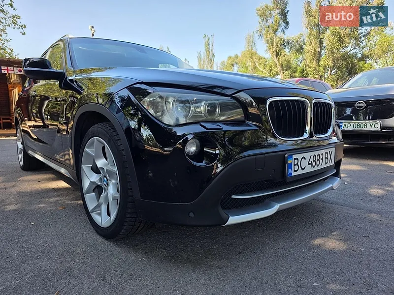 BMW X1 2011